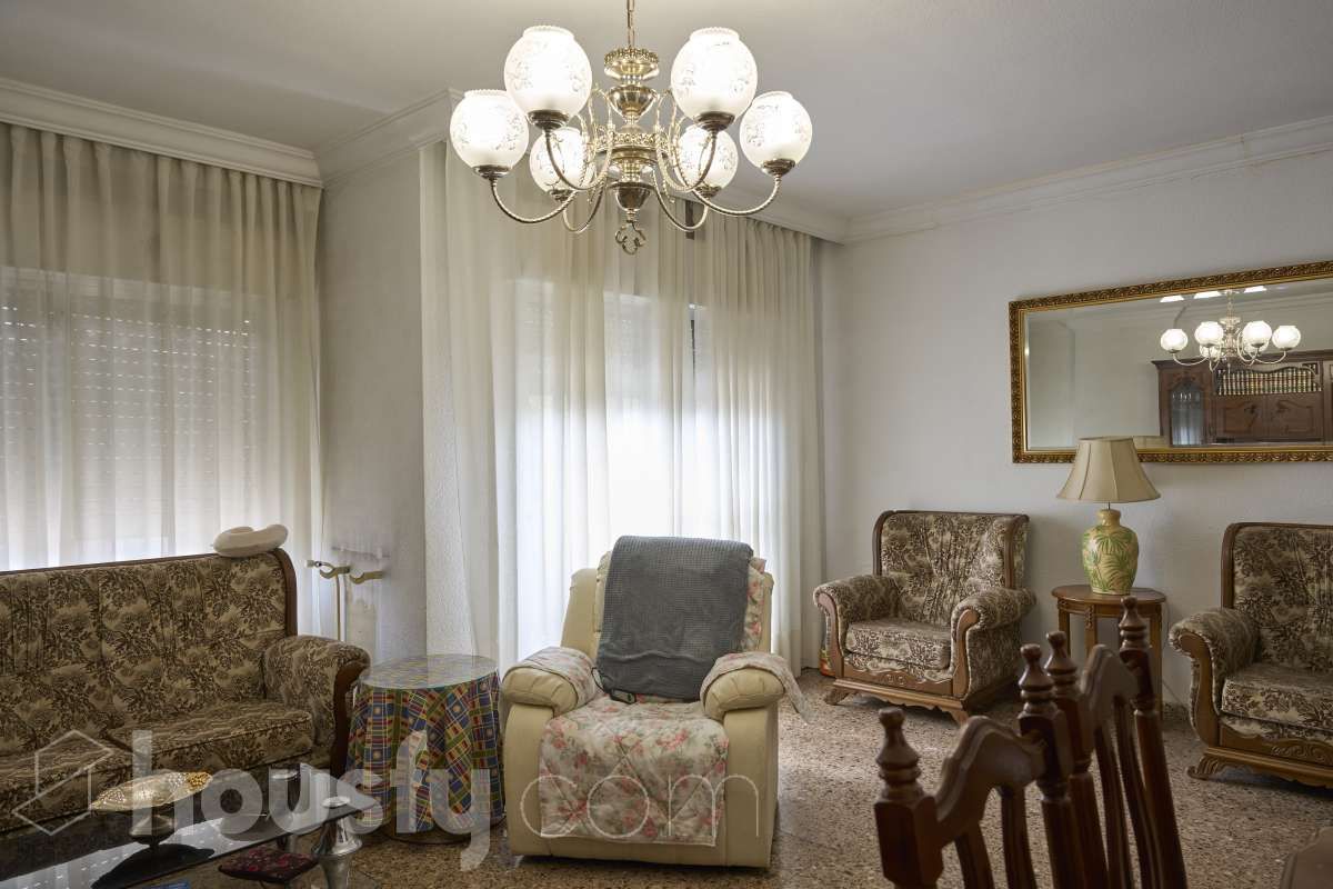 Living room of Flat for sale in Puertollano  with Heating, Furnished and Balcony