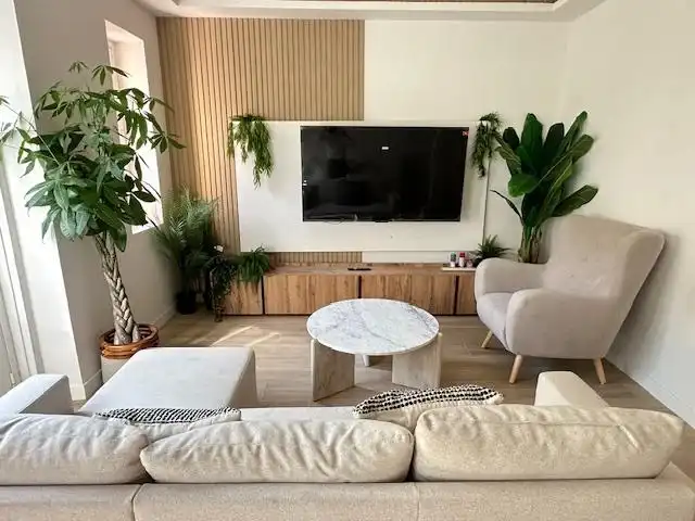 Sala de estar de Piso de alquiler en  Madrid Capital con Aire acondicionado, Amueblado y Balcón