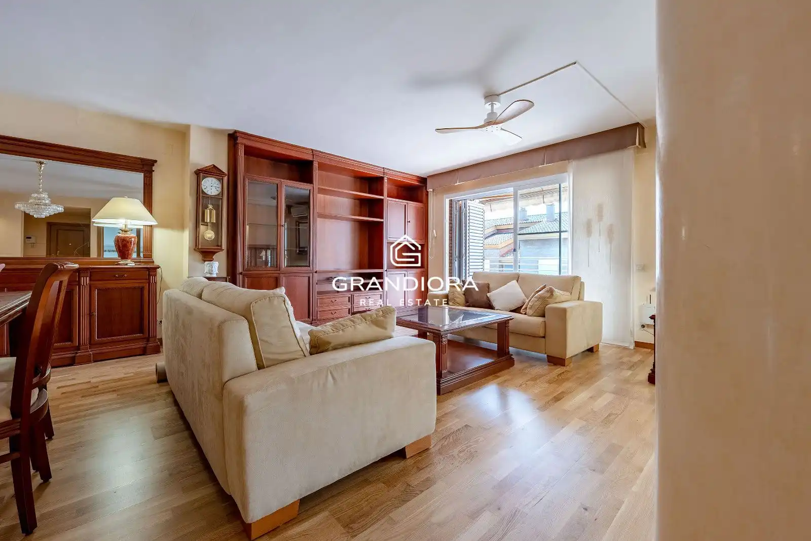 Wohnzimmer von Maisonette zur Miete in Sant Andreu de Llavaneres mit Klimaanlage, Terrasse und Schwimmbad