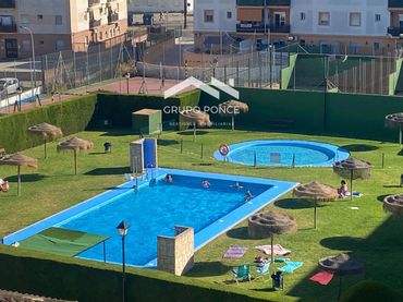 Pis amb piscina en venda a Grecia