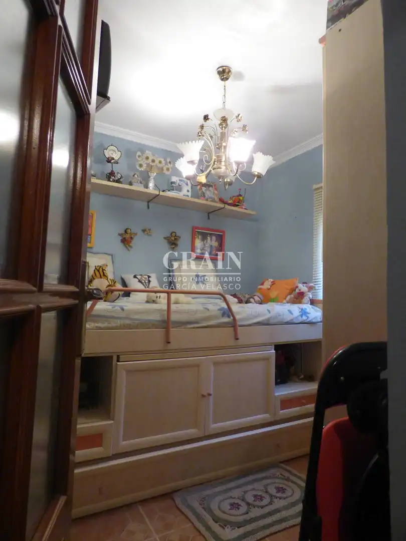 Dormitori de Casa o xalet en venda en Albacete amb Aire condicionat, Jardí privat i Traster