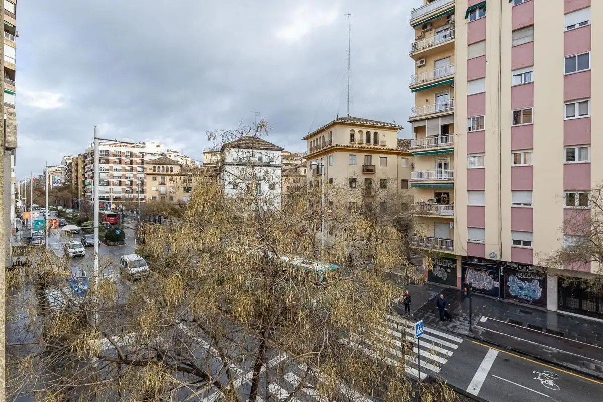 Vista exterior de Piso en venta en  Granada Capital con Aire acondicionado y Balcón