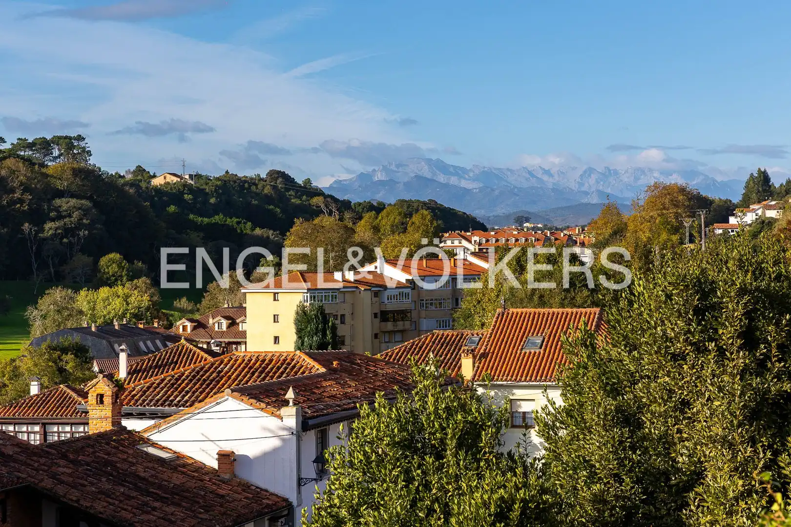Vista exterior de Ático en venta en Comillas (Cantabria), Cantabria