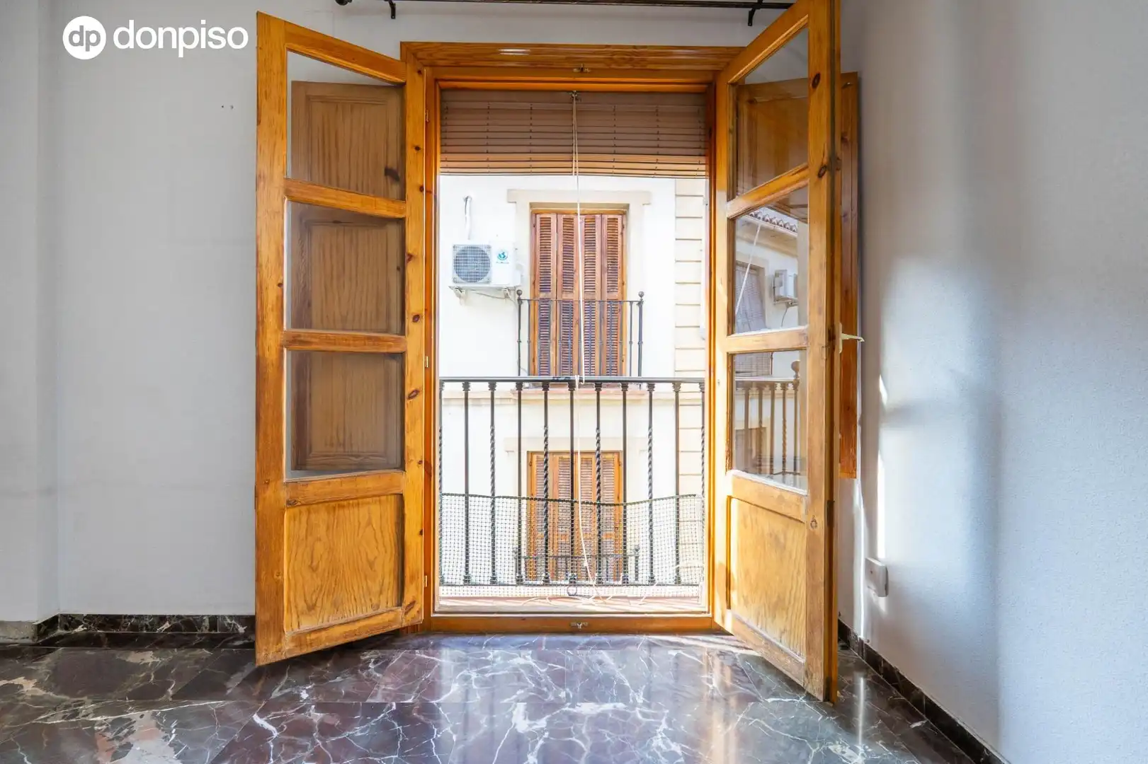 Piso en venta en Granada con Aire acondicionado y Calefacción