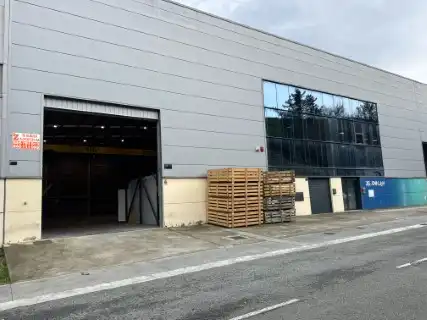 Vista exterior de Nave industrial de alquiler en Zestoa