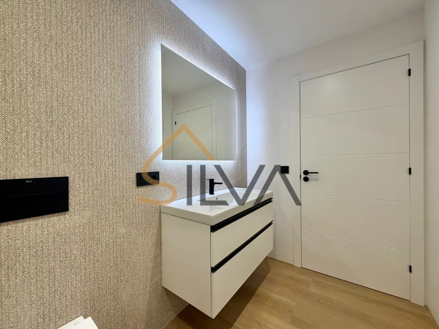 Habitación de Piso en venta en Lugo con Calefacción, Horno y Microondas
