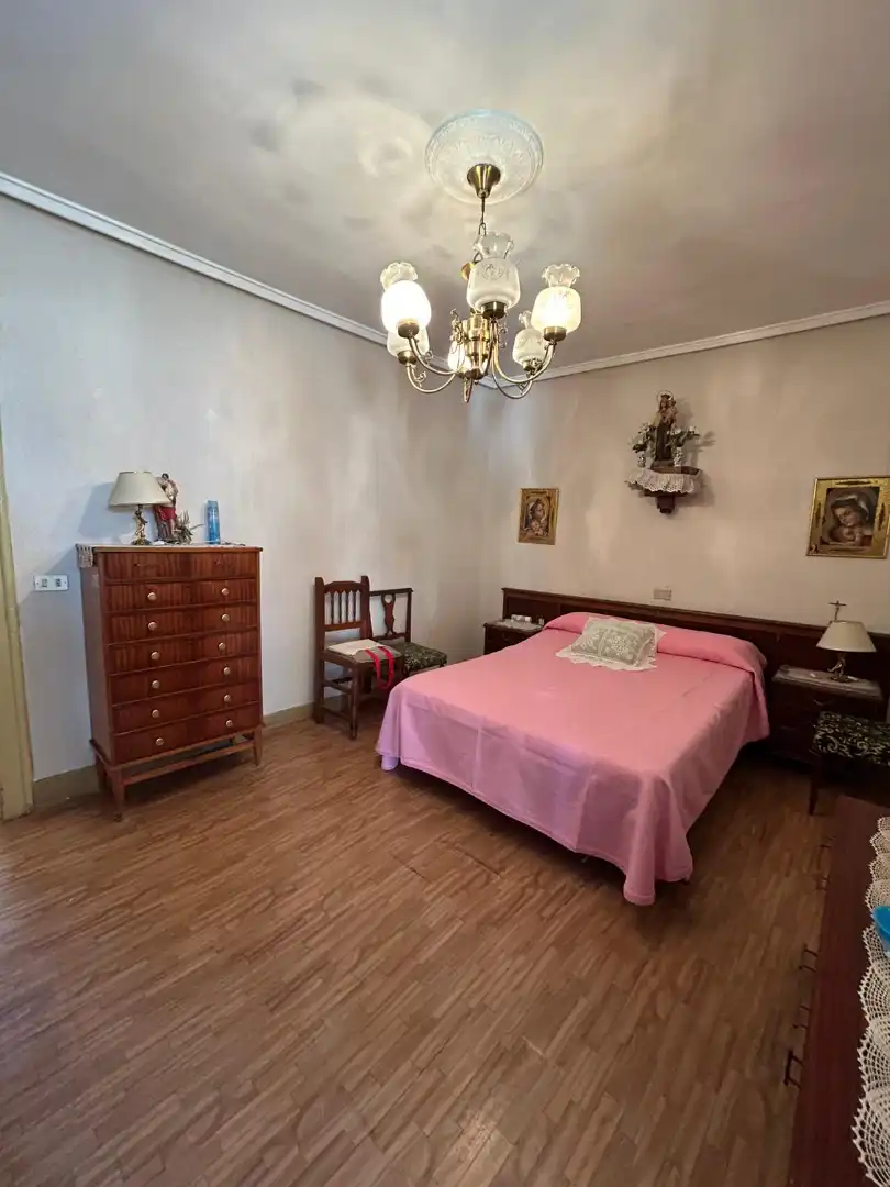 Bedroom of Houses for sale in Quel  with Air Conditioner, Heating and Private garden