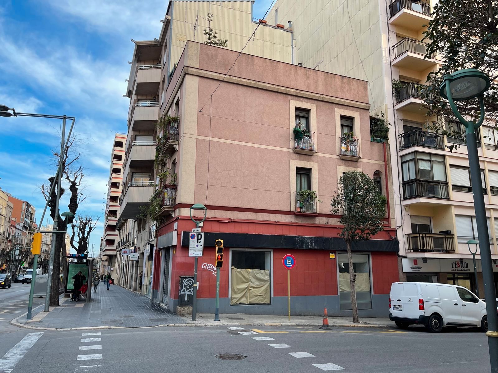 Vista exterior de Edificio en venta en  Tarragona Capital