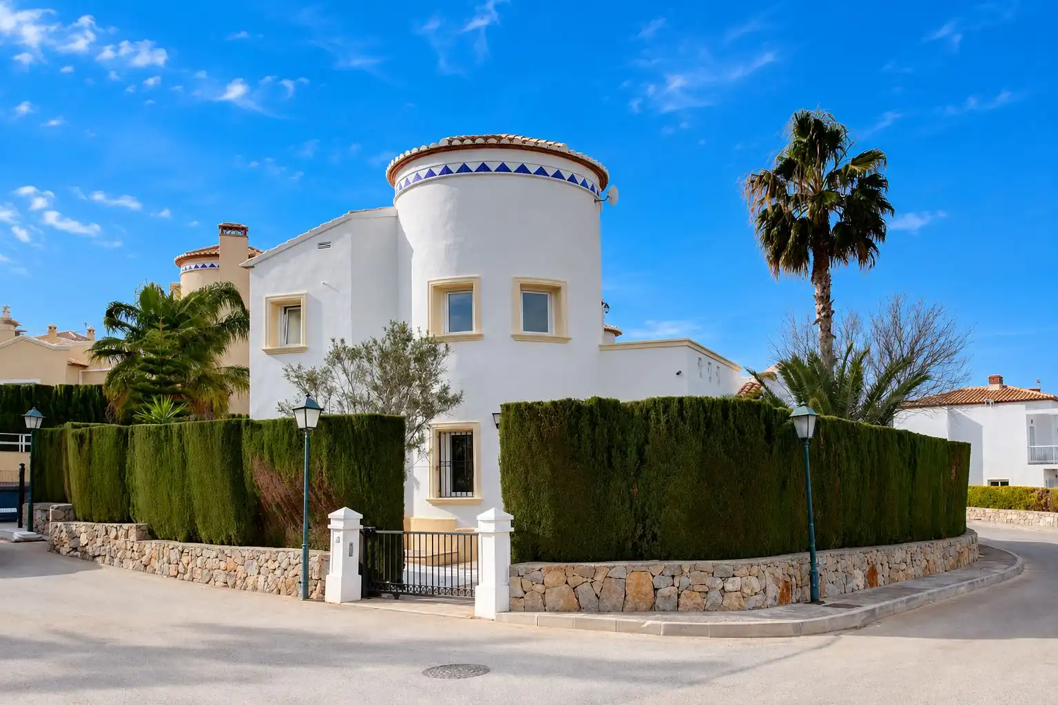 Chalet con piscina en venta en La Sella