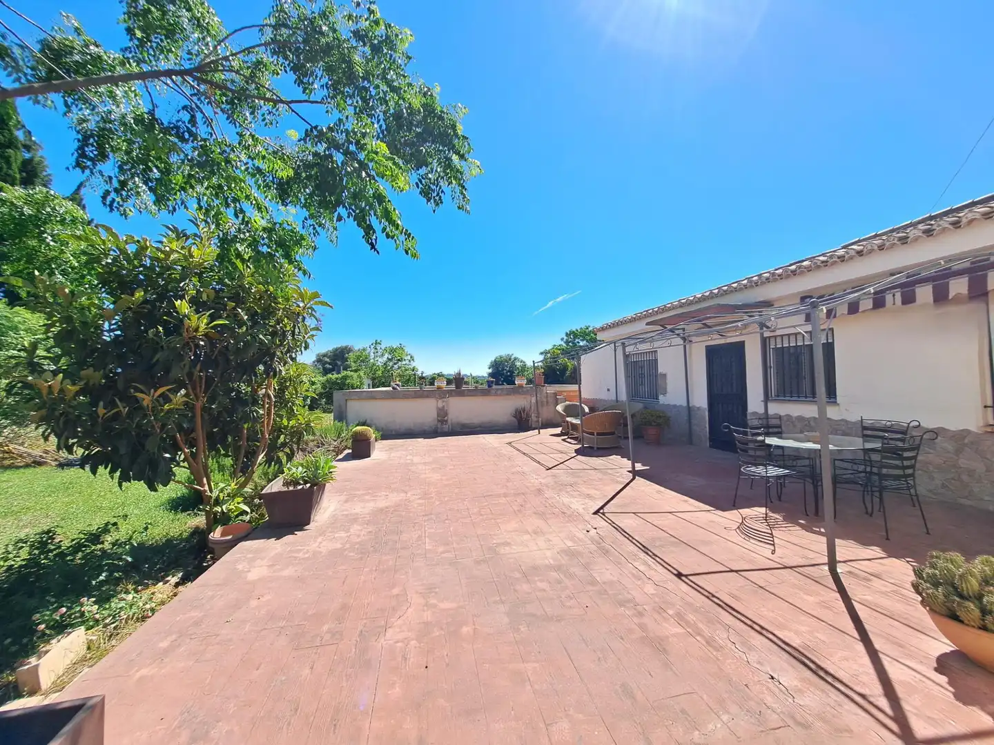 Garden of Country homes for sale in Benicull de Xúquer  with Air Conditioner, Heating and Private garden
