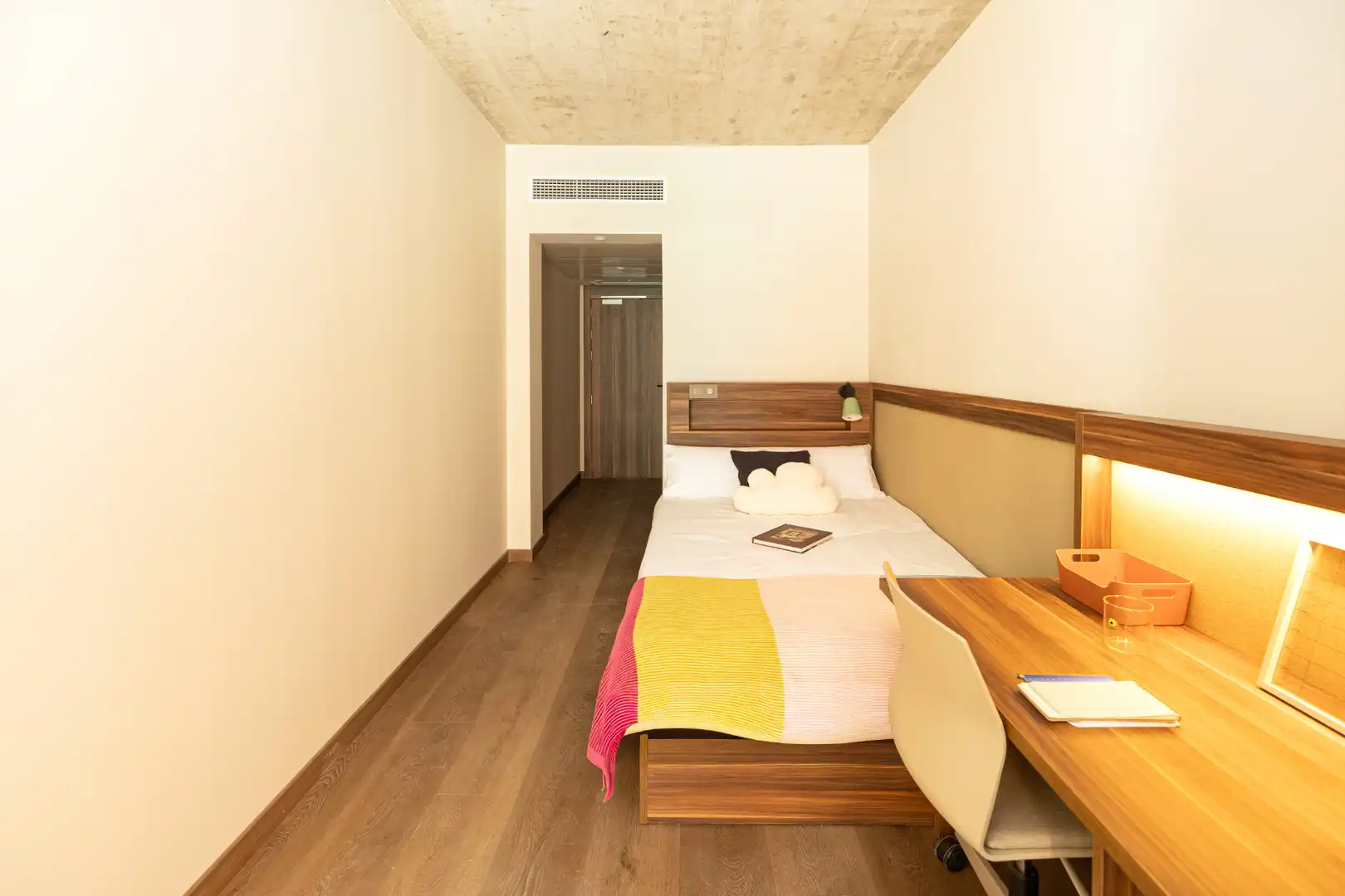 Schlafzimmer von Wohnung zur Miete in Barcelona mit Klimaanlage, Heizung und Möbliert