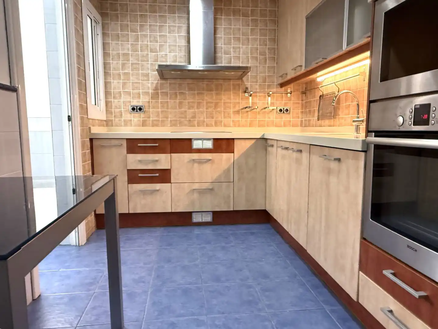 Cocina de Piso en venta en Sant Boi de Llobregat con Aire acondicionado, Calefacción y Parquet