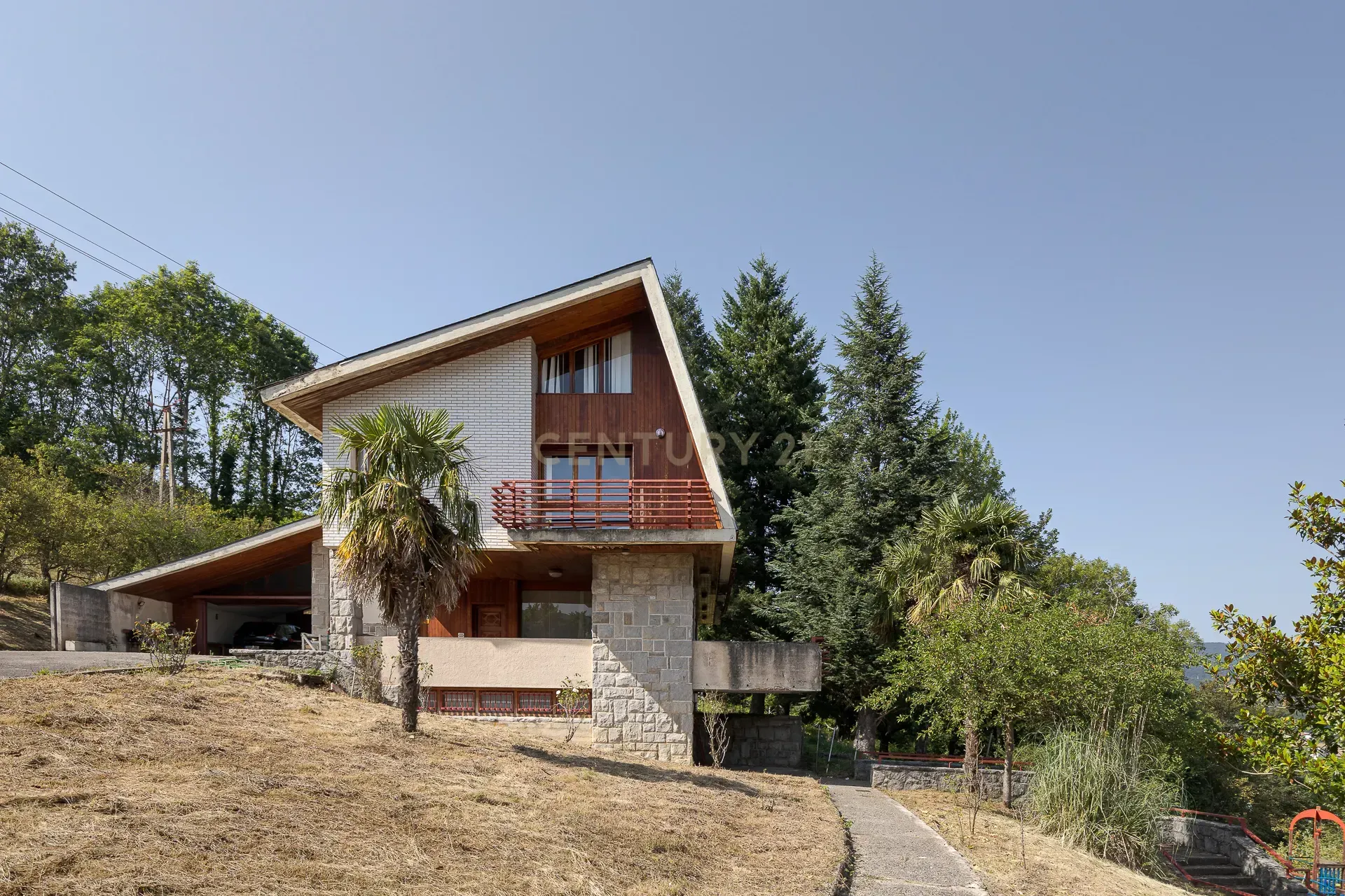 Vista exterior de Casa o xalet en venda en Altsasu / Alsasua amb Jardí privat, Piscina i Forn