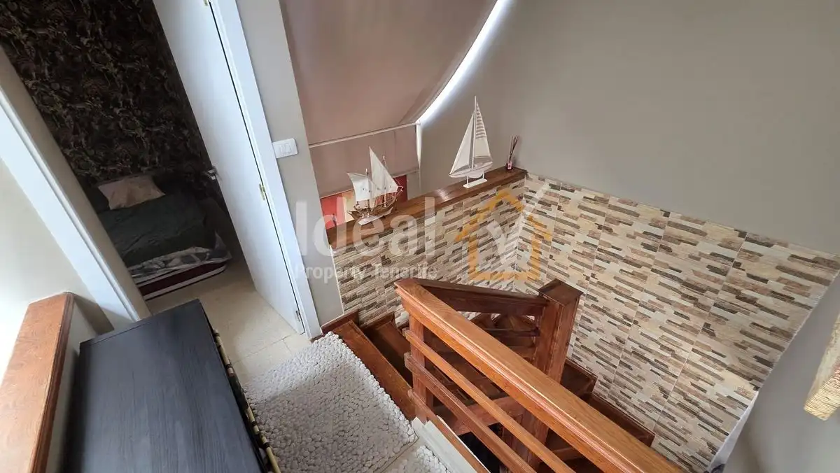 Casa adosada en venta en Santiago del Teide con Terraza, Amueblado y Piscina comunitaria
