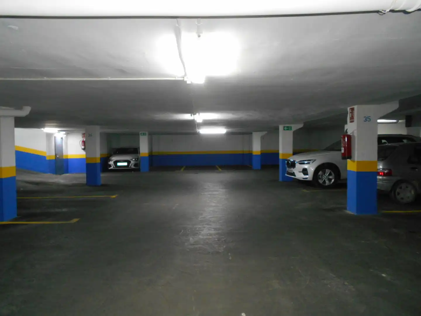 Aparcament amb ascensor en venda a Calle Paz, imagen 3