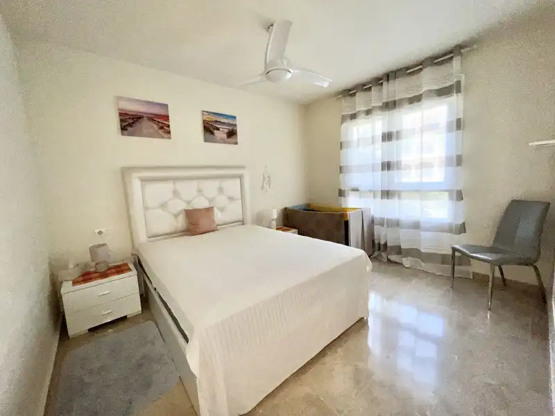 Apartamento con terraza en venta en Calahonda, imagen 7
