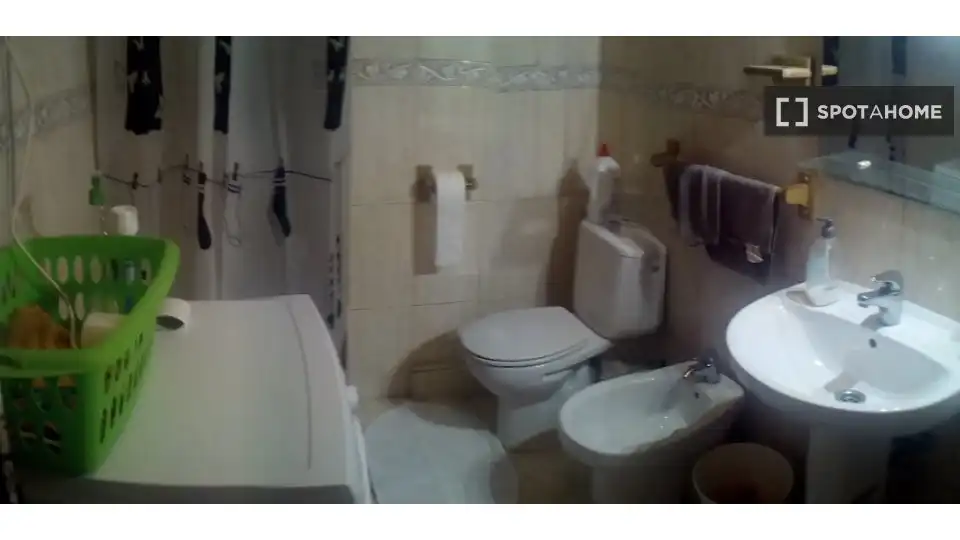 Badezimmer von Wohnung zur Miete in Murcia mit Klimaanlage, Heizung und Möbliert