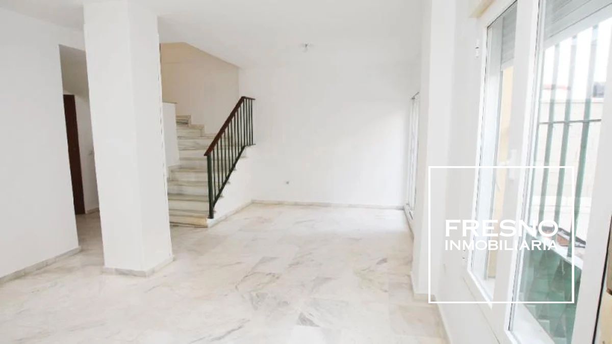 Casa adosada en venta en Sanlúcar de Barrameda con Terraza