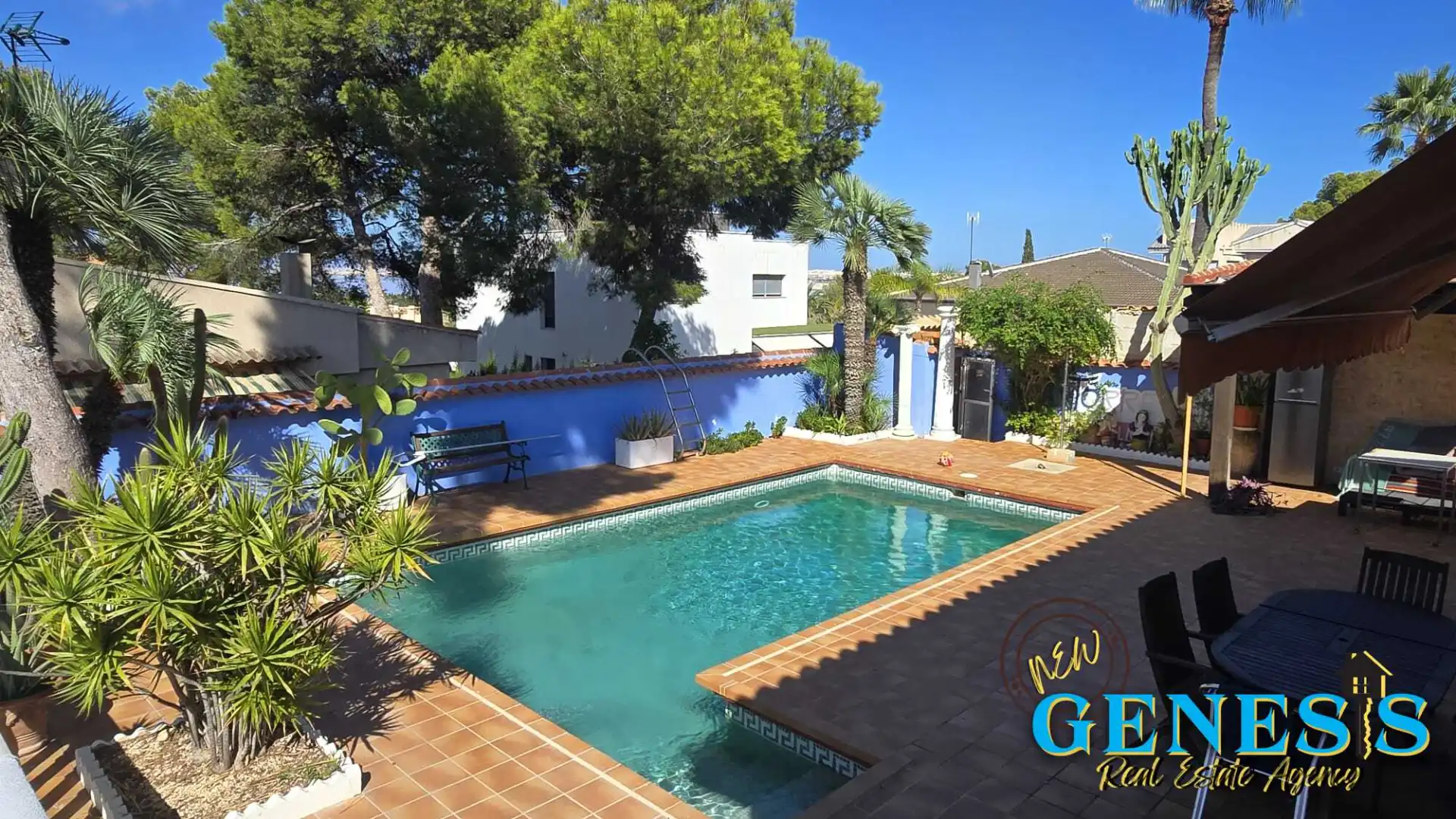 Casa o xalet en venda a Calle del Doctor Sanz, 3, Los Balcones - Los Altos