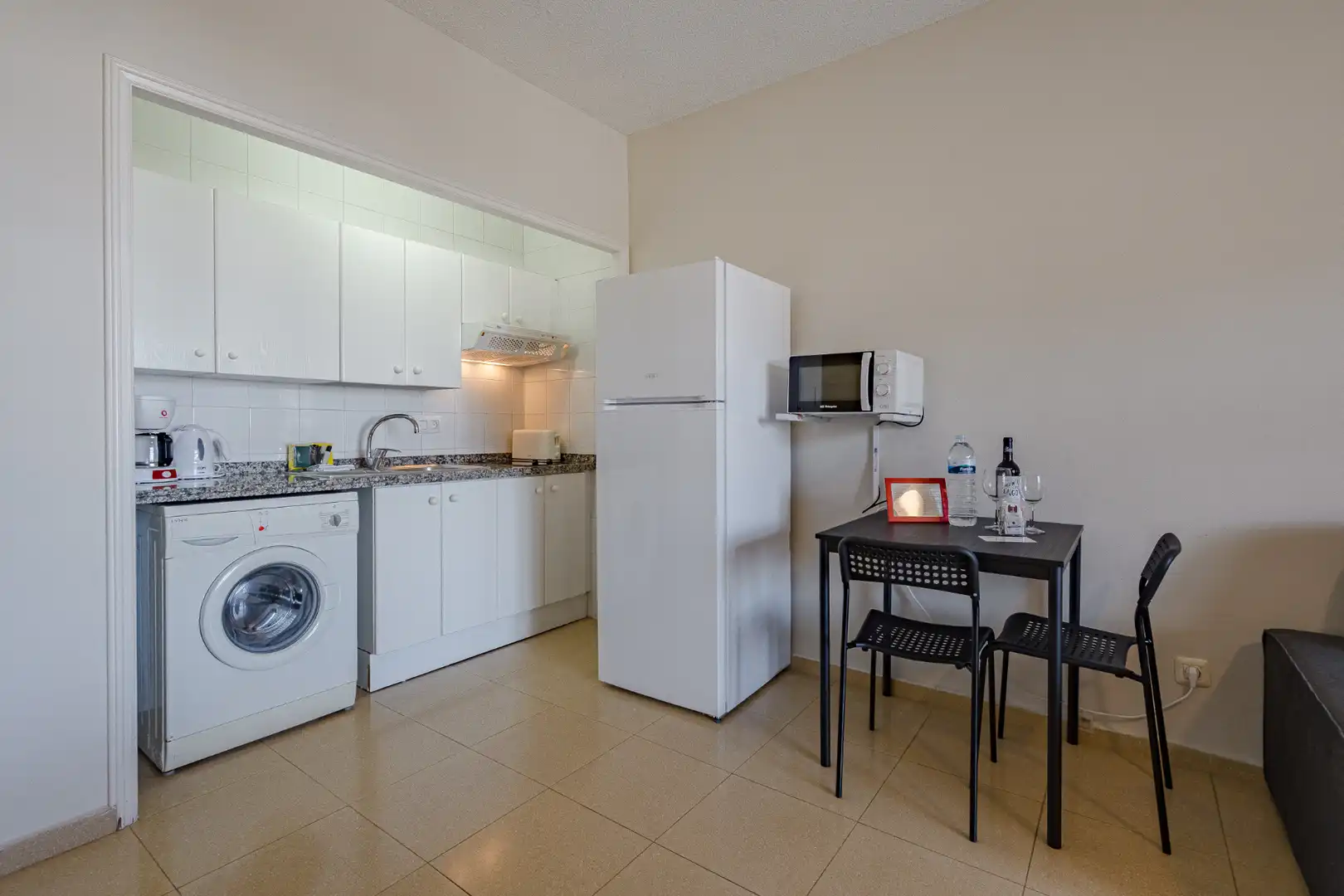 Küche von Wohnung zum Verkauf in Adeje mit Terrasse, Möbliert und Ofen