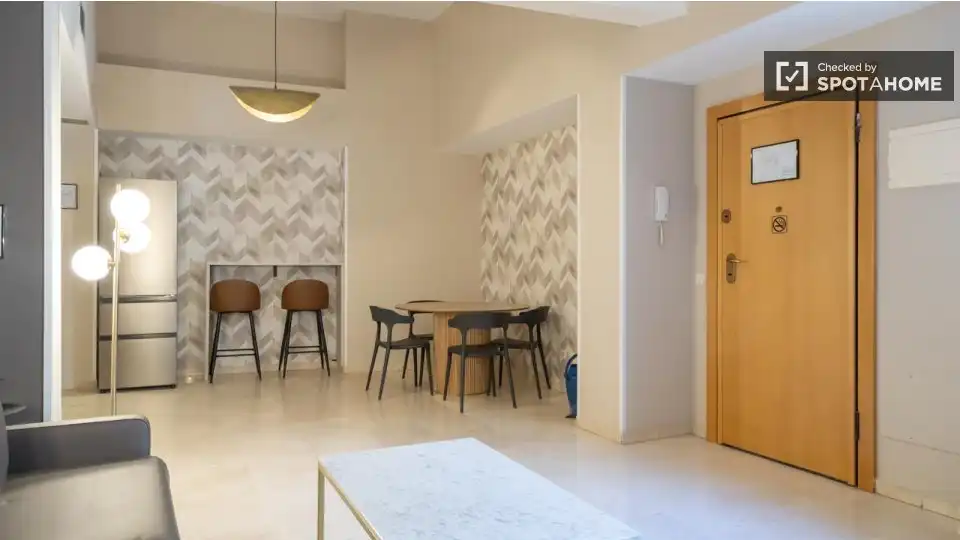 Piso con terraza en alquiler en Centro, imagen 4
