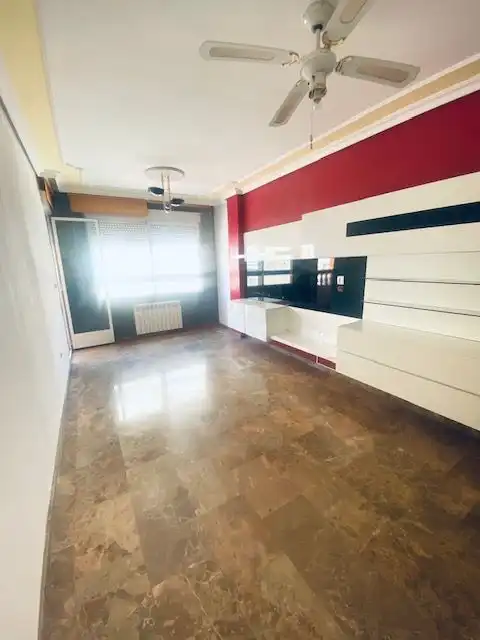 Sala d'estar de Apartament en venda en Albacete amb Calefacció, Terrassa i Traster