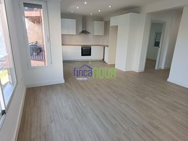 Flat with lift for sale in Este