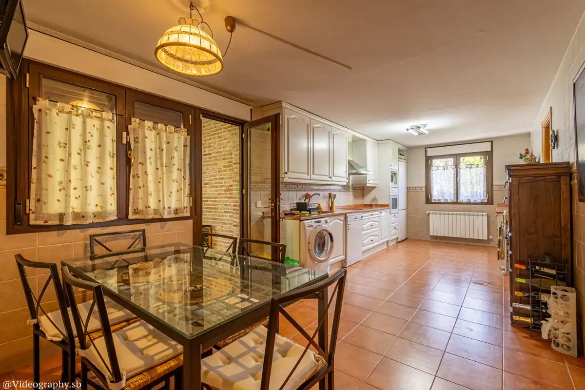 Villa mit Pool zum Verkauf in Cerro Alarcón, imagen 13