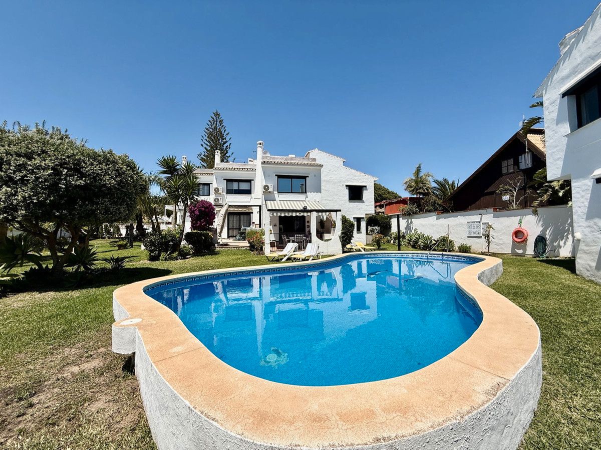 Jardí de Casa adosada en venda en Mijas amb Jardí privat, Terrassa i Traster