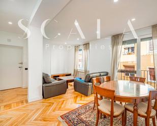 Living room of Flat to rent in  Madrid Capital  with Air Conditioner and Terrace