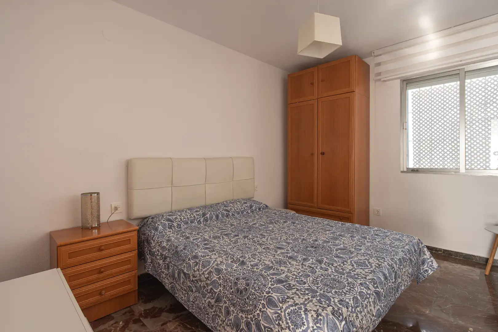 Dormitori de Pis en venda en Cenes de la Vega amb Aire condicionat, Moblat i Balcó