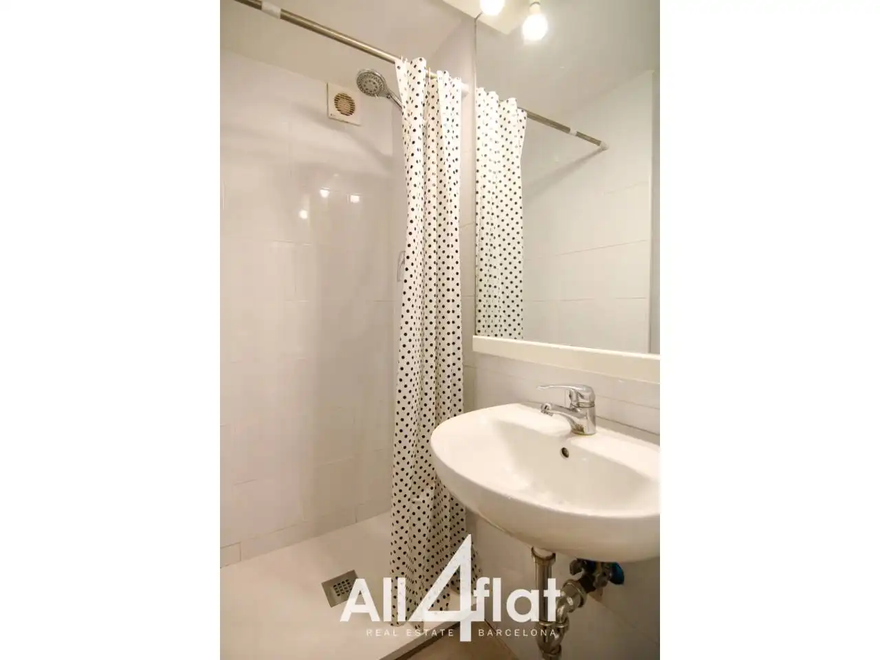 Study for rent in Calle TRAJA, La Font de la Guatlla