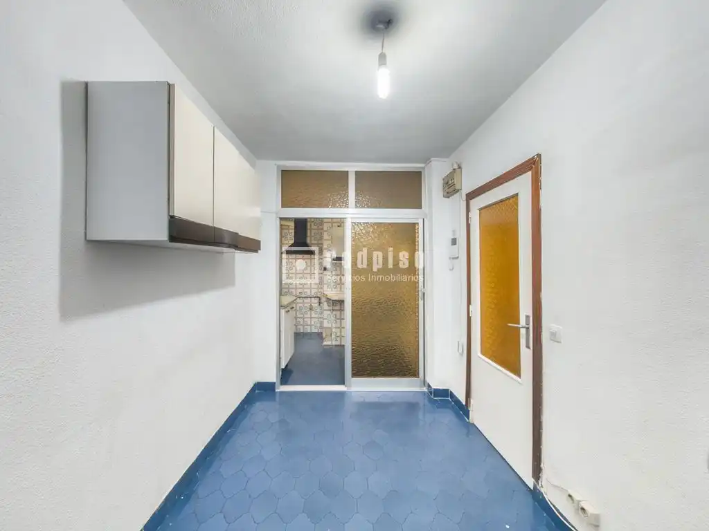 Habitación de Piso en venta en Madrid con Calefacción y Terraza