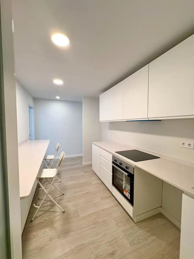 Kitchen of Flat for sale in Barcelona  with Air Conditioner, Heating and Parquet flooring