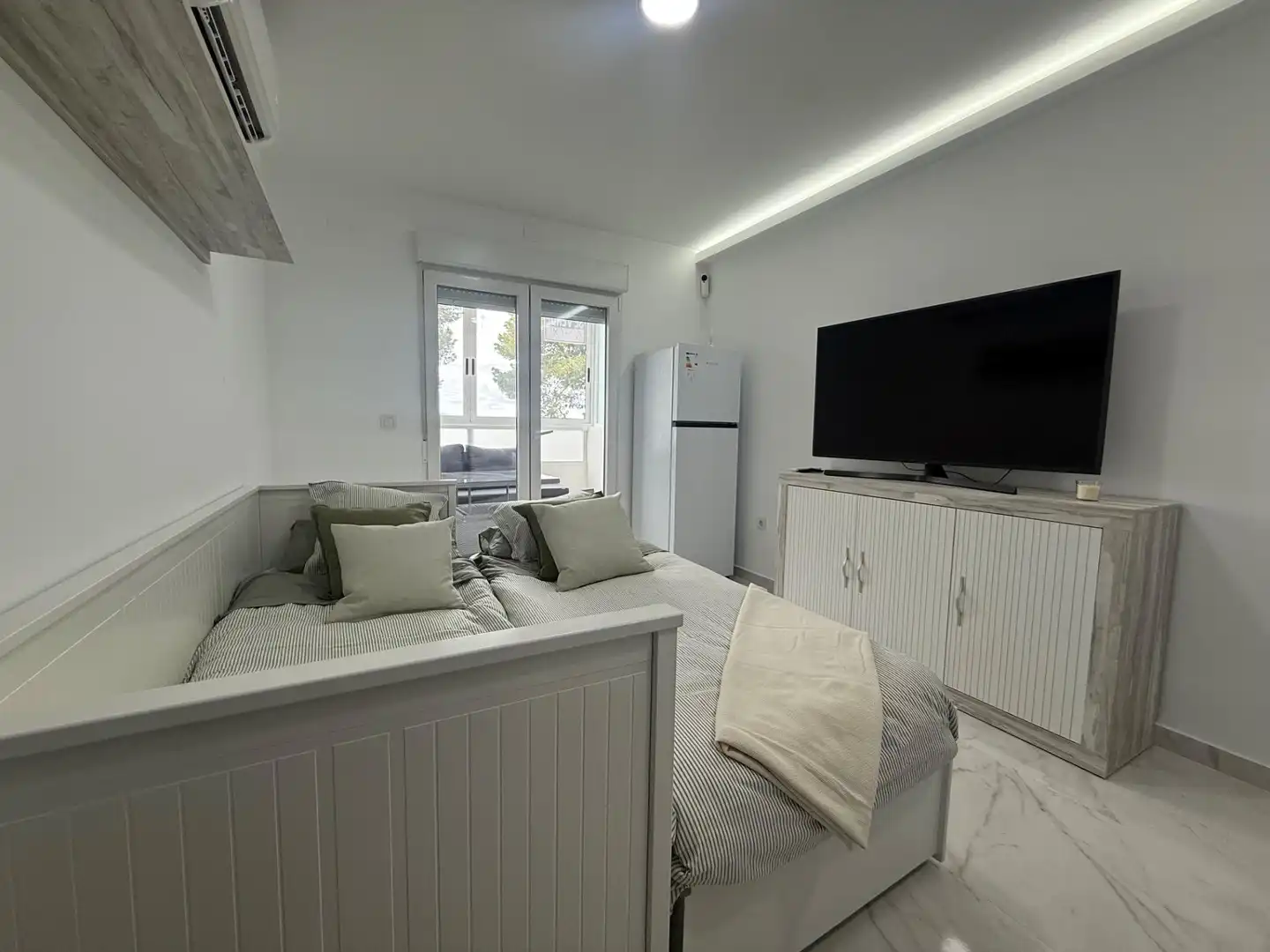 Bedroom of Study for sale in Rojales