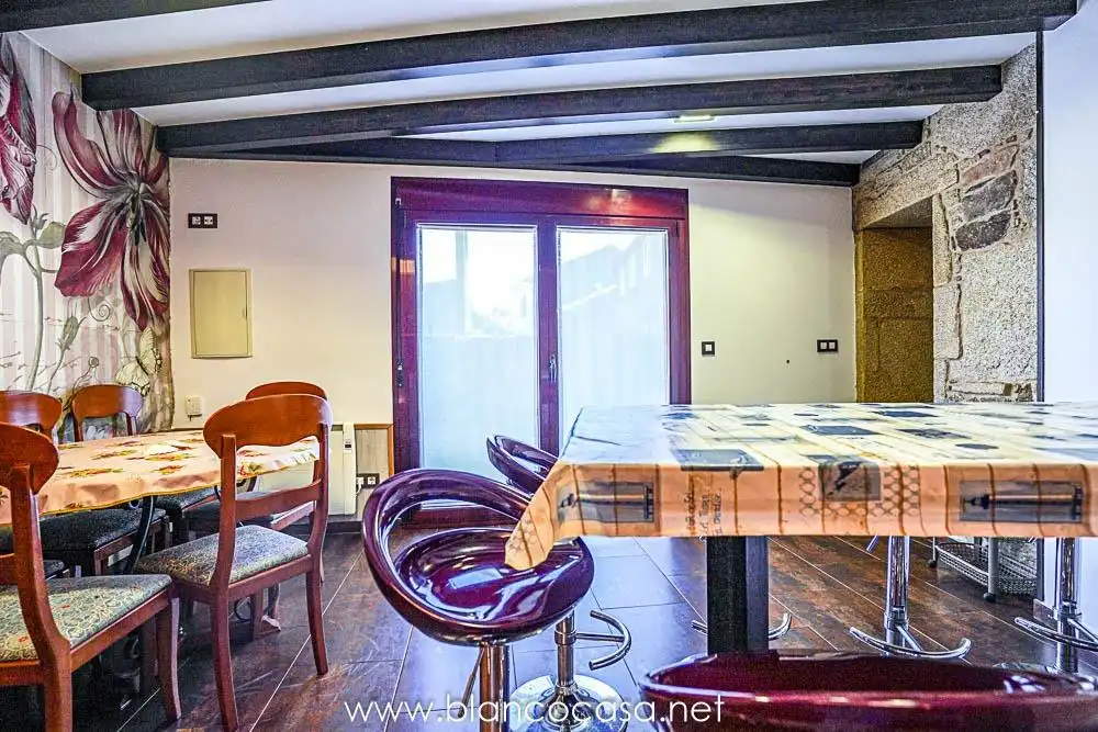 Comedor de Casa o chalet en venta en Vimianzo con Calefacción, Trastero y Amueblado