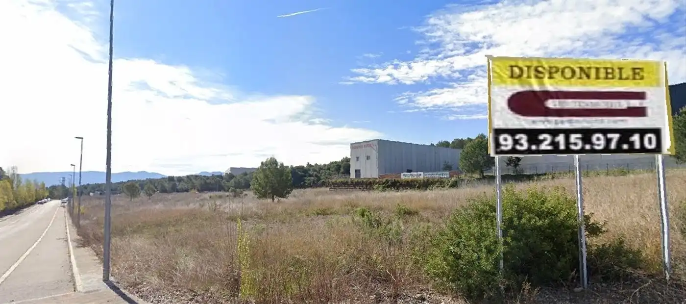 Terreny industrial en venda a Sant Llorenç d'Hortons, imagen 2