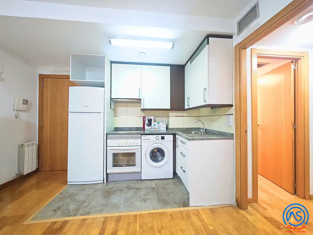Apartamento de alquiler en Calle de Nuestra Señora de Bonaria, 13, Barrio del Ave