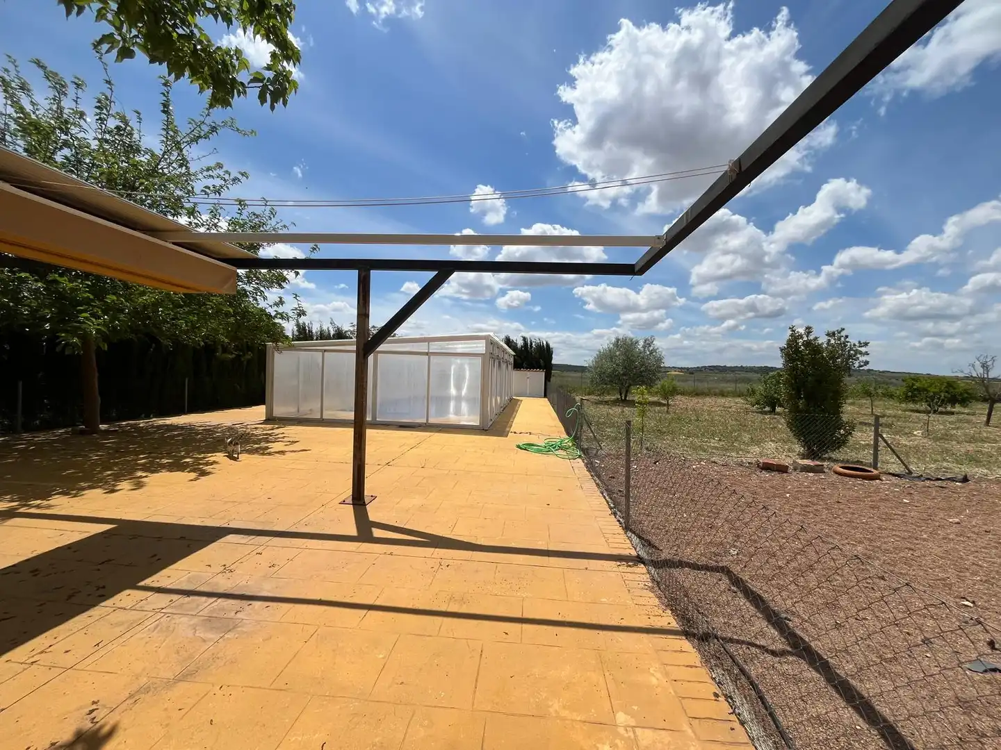 Terrassa de Finca rústica en venda en Fernán Caballero amb Aire condicionat, Calefacció i Traster