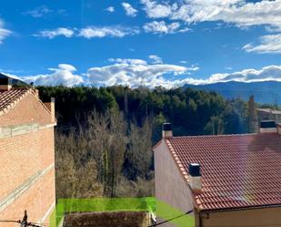 Casa adosada en venda a Reina Elisenda, Bagà