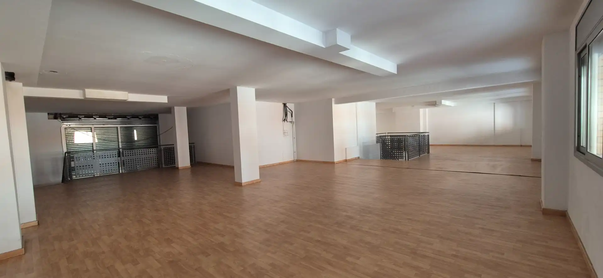 Geschaftsraum zum Verkauf in Esplugues de Llobregat