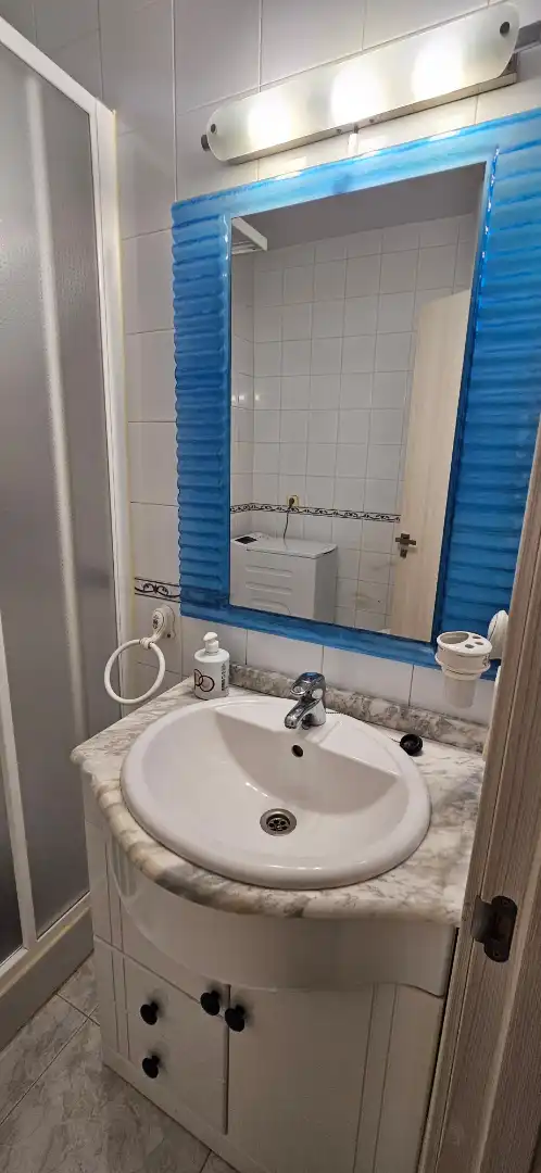 Bathroom of Flat for rent in El Campello  with Air Conditioner, Heating and Furnished