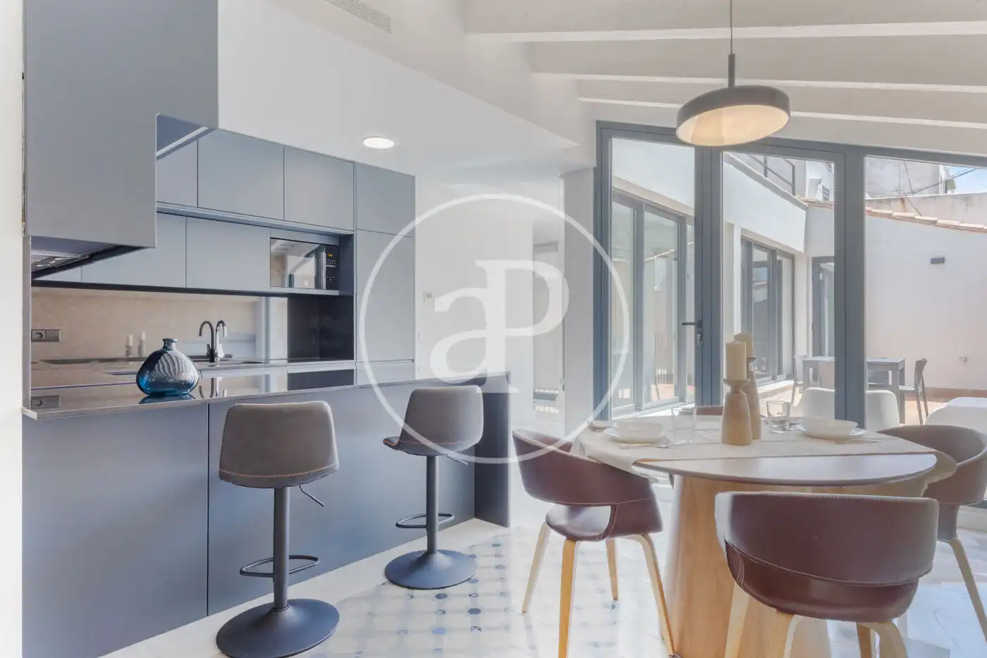 Attic for rent in Calle de Pérez Bayer, Sant Francesc
