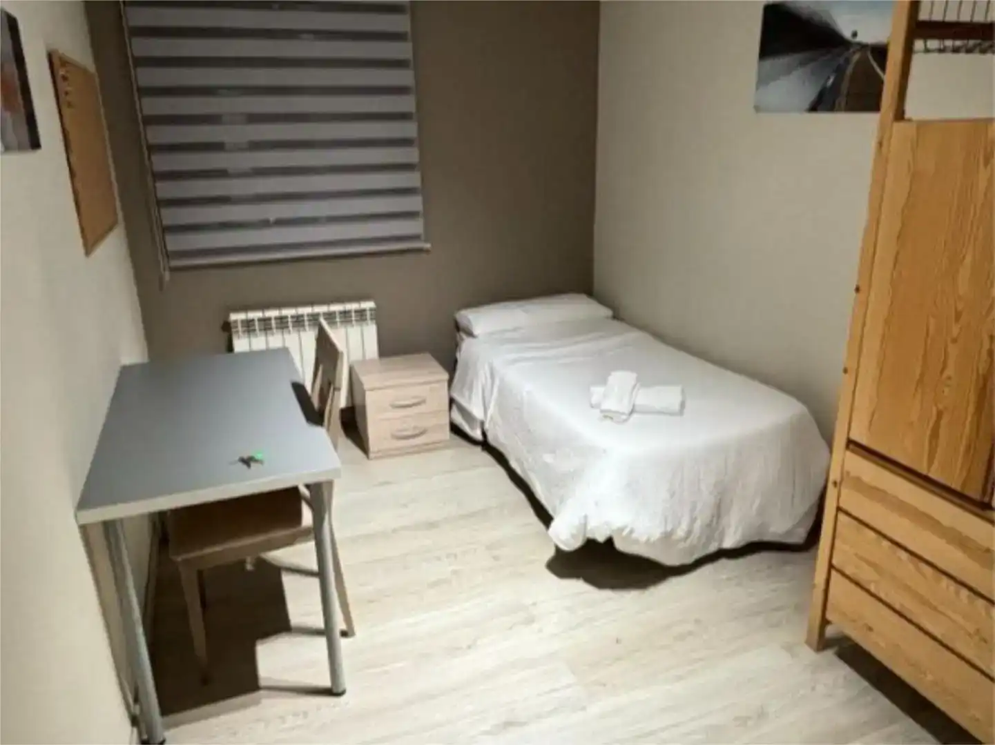 Dormitori de Pis per a compartir en Jaén amb Aire condicionat, Jardí privat i Parquet