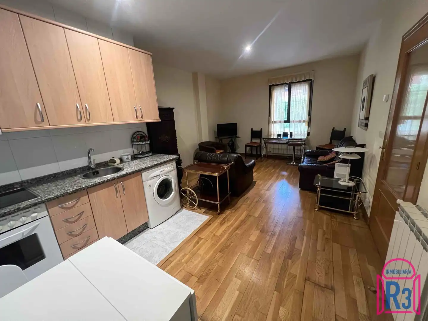 Kitchen of Apartments for sale in León Capital   with Heating and Storage room