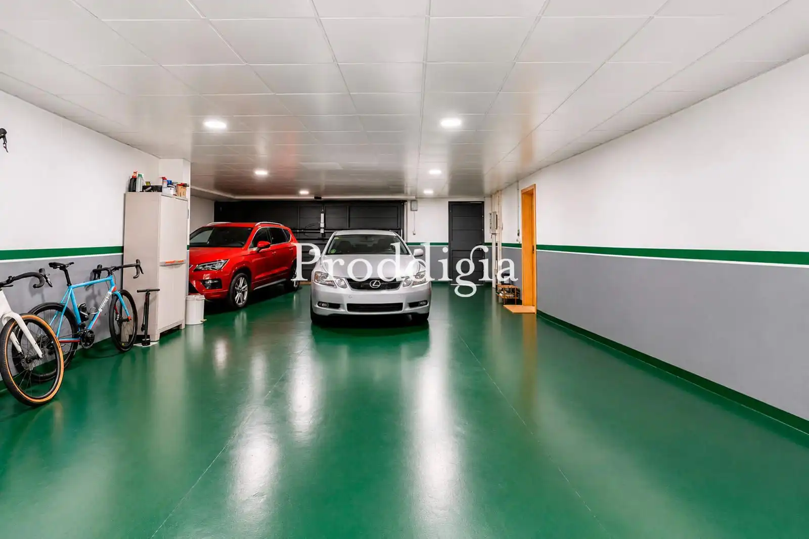 Parking of Houses for sale in Sant Cugat del Vallès  with Air Conditioner, Terrace and Storage room