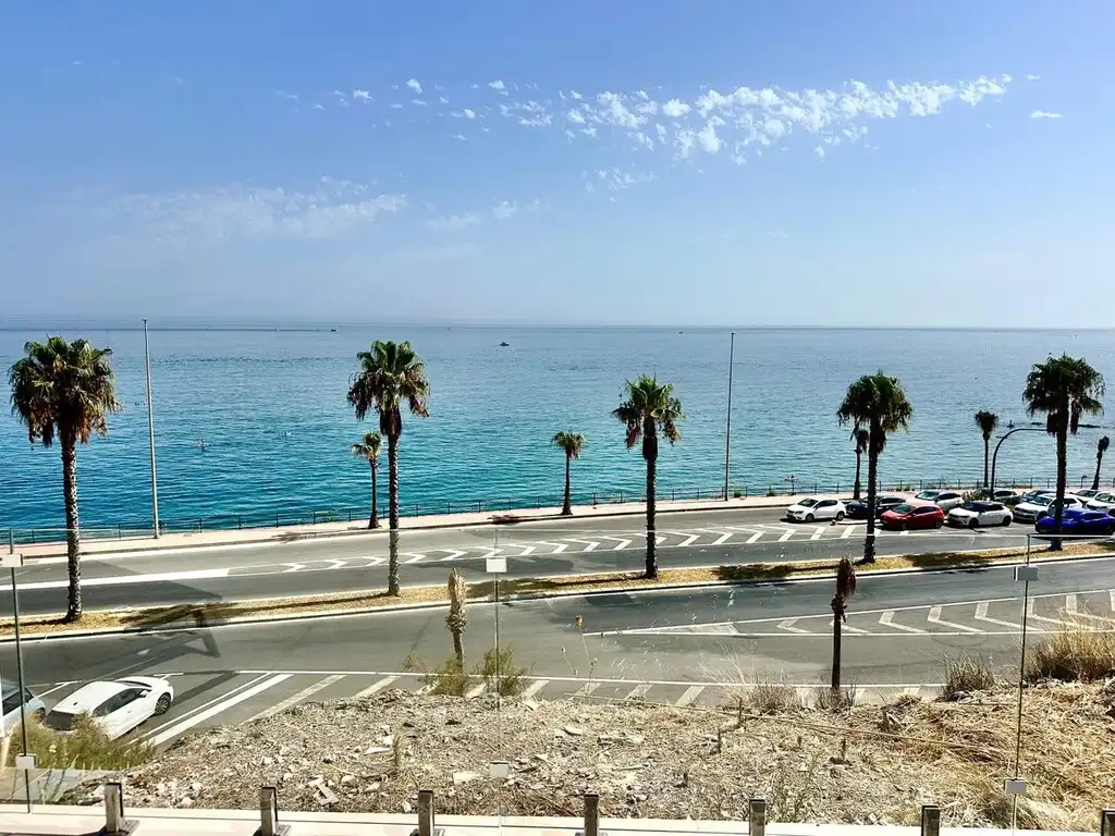 Vista exterior de Casa o chalet en venta en Benalmádena con Aire acondicionado, Terraza y Amueblado