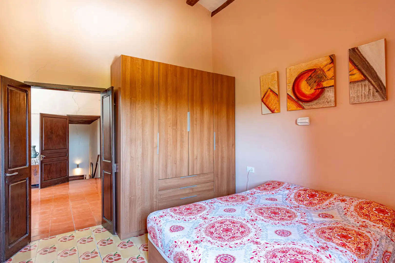 Habitación de Casa o chalet en venta en Verges con Aire acondicionado, Jardín privado y Piscina