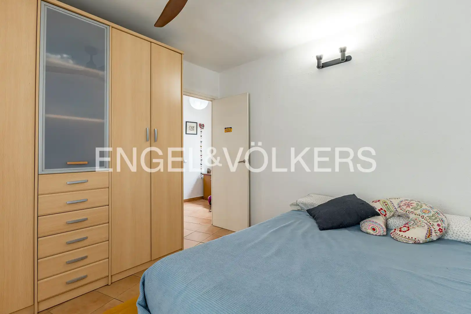 Habitación de Ático en venta en Martorell con Aire acondicionado, Calefacción y Terraza