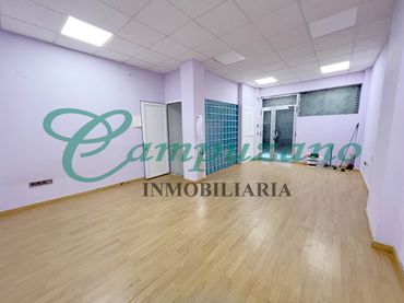 Local comercial de lloguer a Calle Guipúzcoa 6